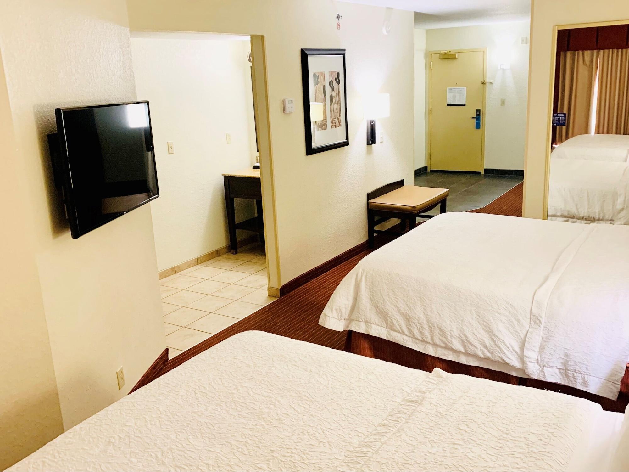 Hampton Inn Champaign/Urbana Екстер'єр фото