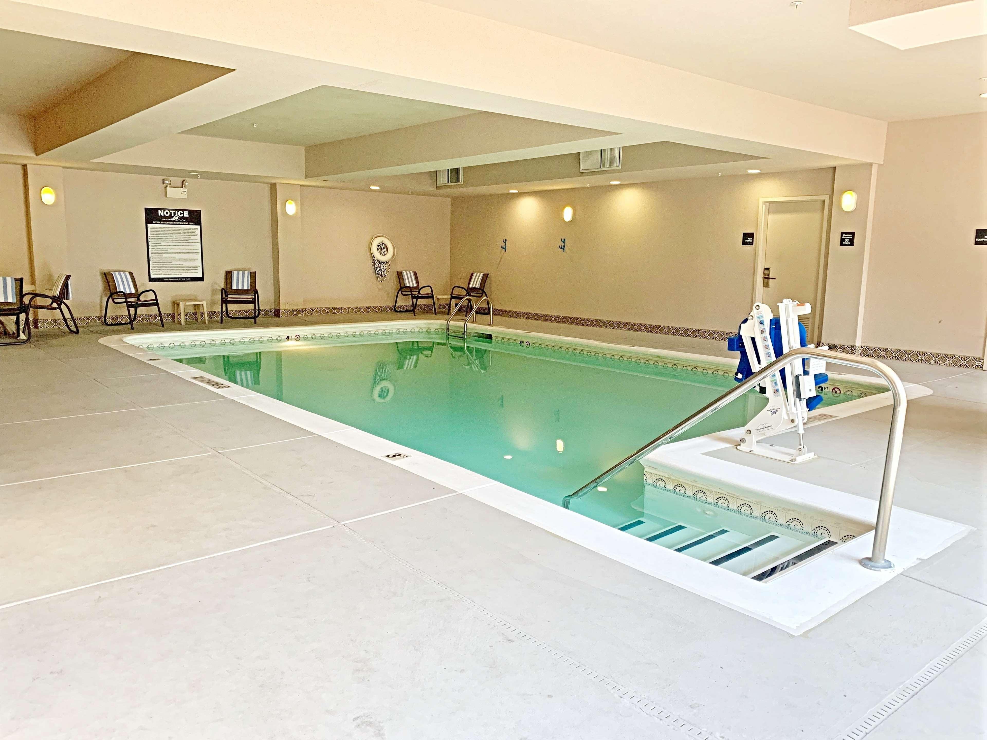 Hampton Inn Champaign/Urbana Екстер'єр фото