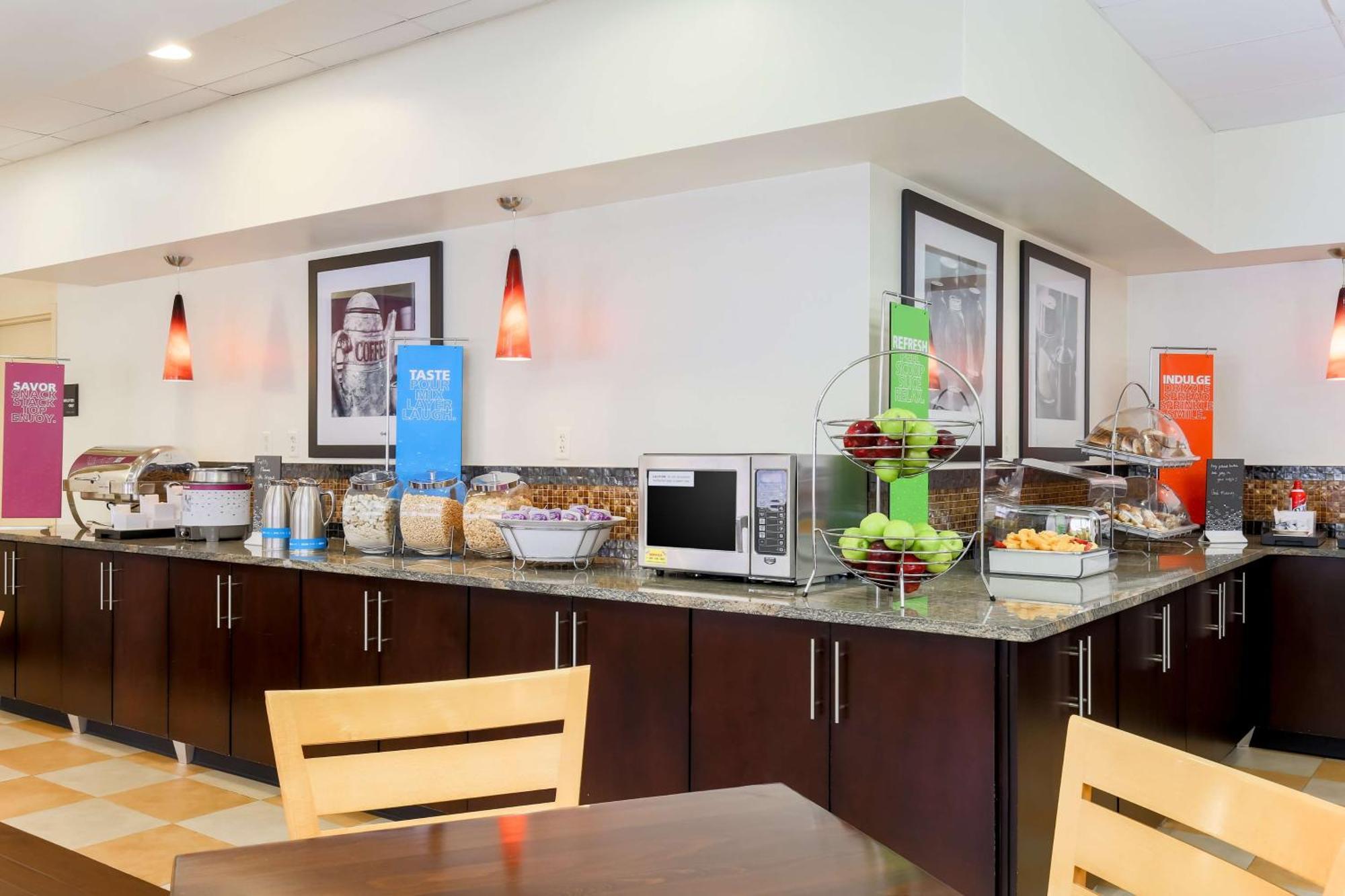 Hampton Inn Champaign/Urbana Екстер'єр фото