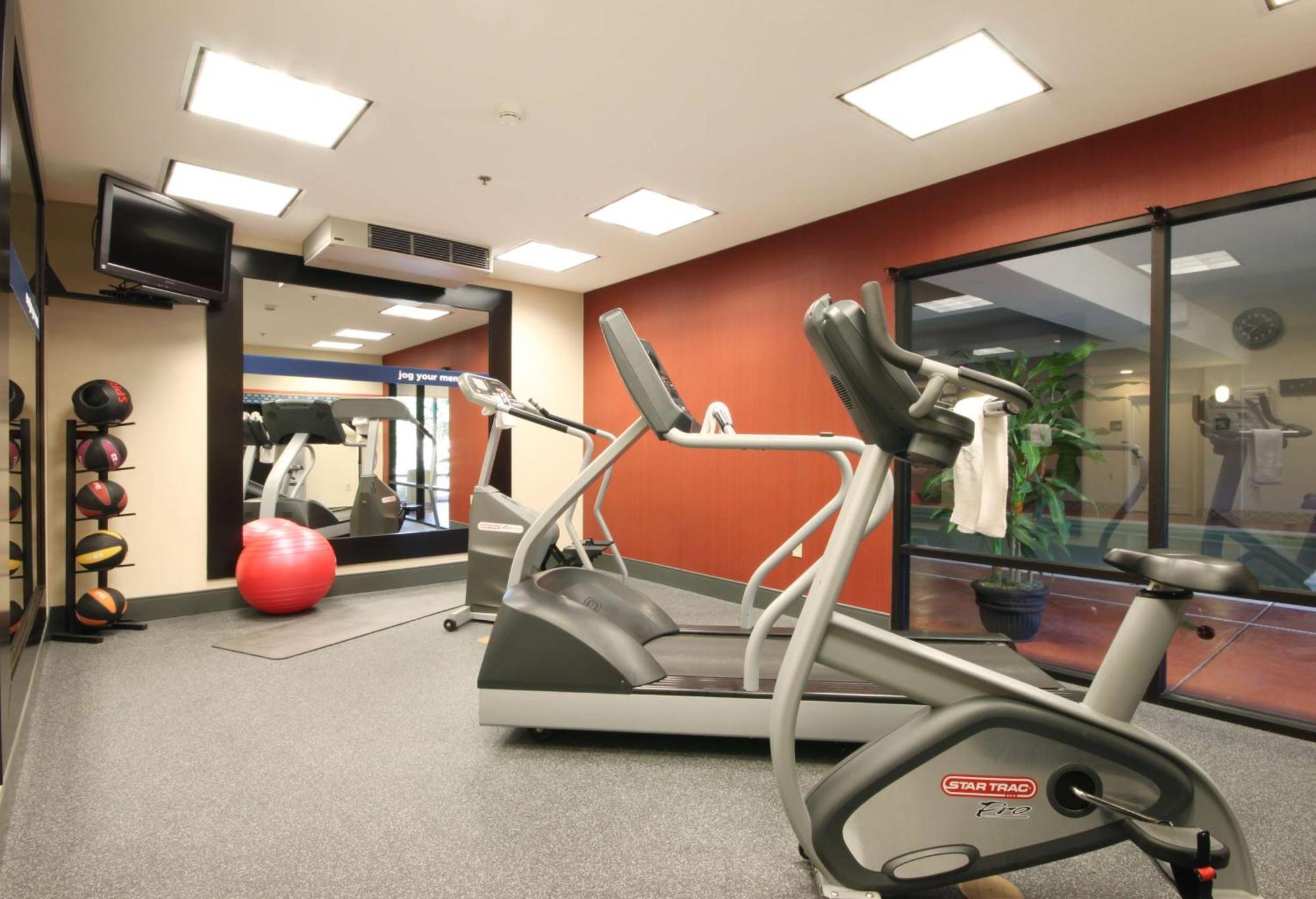 Hampton Inn Champaign/Urbana Екстер'єр фото